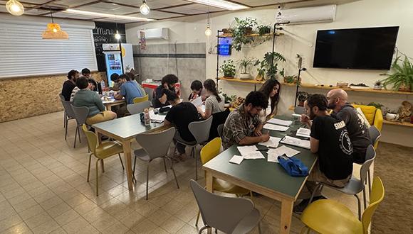 תוכניות הלימודים בחוג